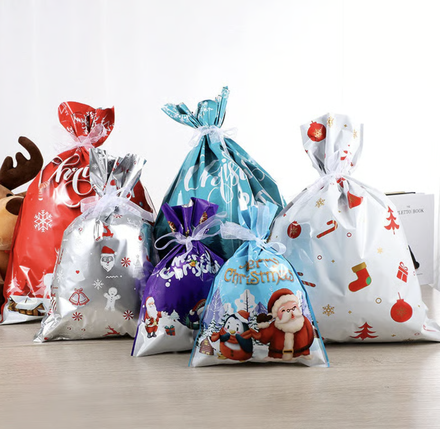 Holiday Magic Gift Bags