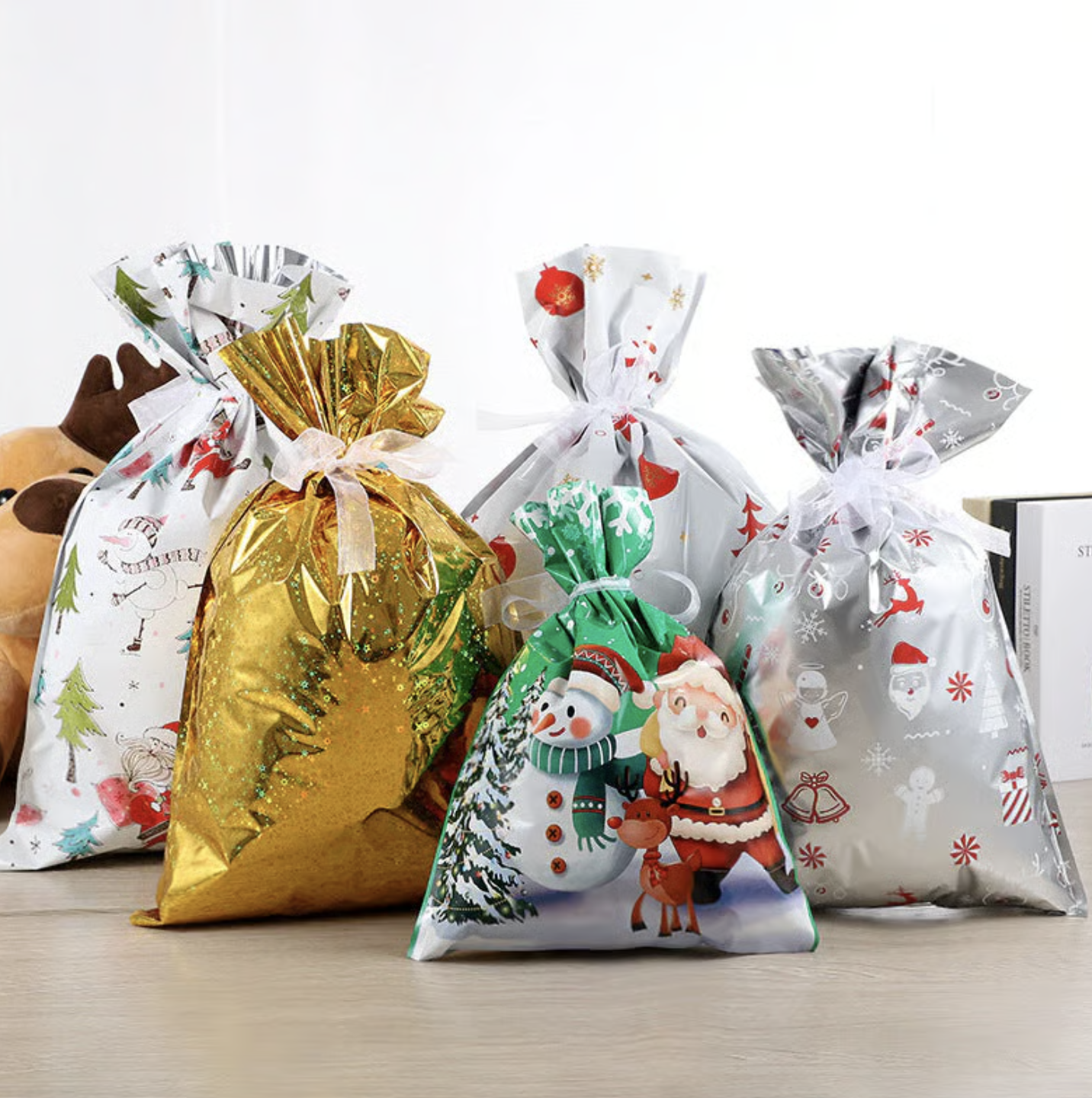 Holiday Magic Gift Bags