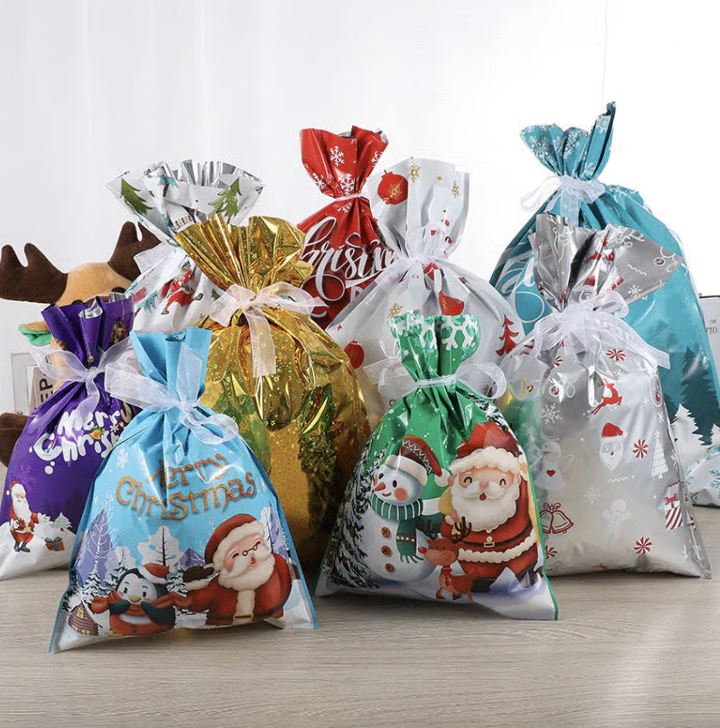 Holiday Magic Gift Bags